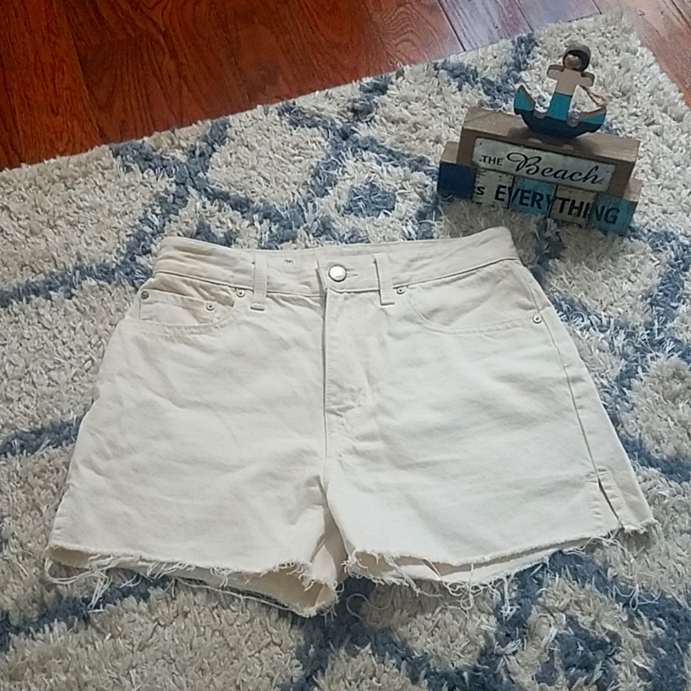 Gap high rise cut off shorts